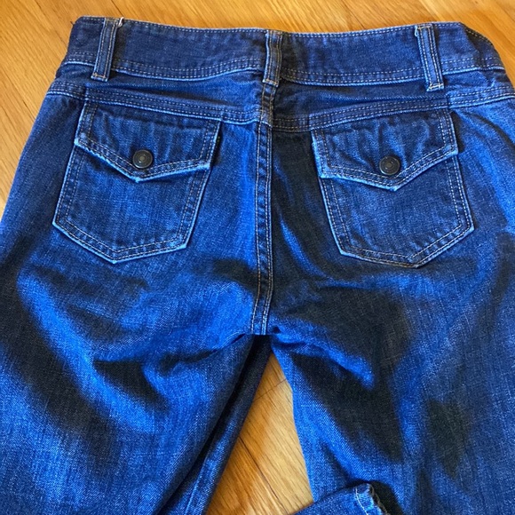 Classic GAP Low‑Rise Bootcut Jeans — Size 2, Gorgeous Blue Wash - Picture 6 of 9